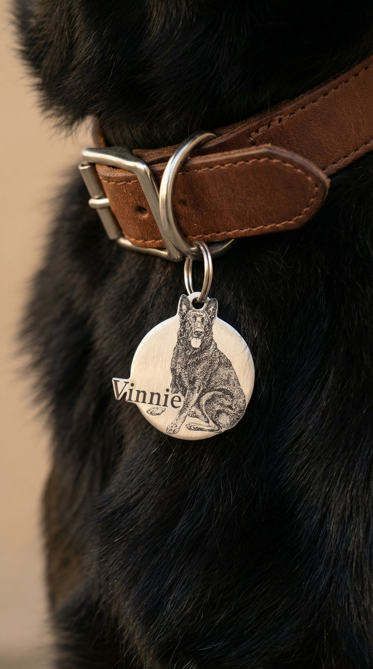 Life-Like Round Collar Tag